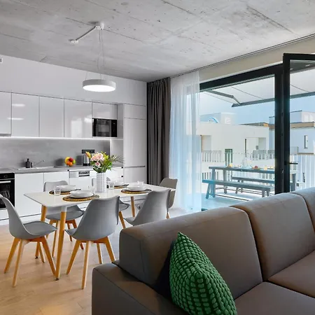 Aparthotel Downtown Andel 4*