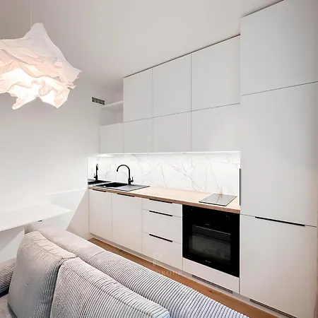 Apartment Real Living By Refa Karlin 307 *