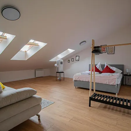 Apartment Charles Square By Ruterra Prague