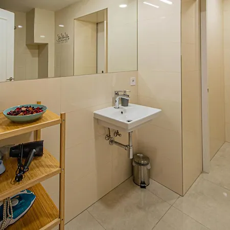 Charles Square By Ruterra Apartment *