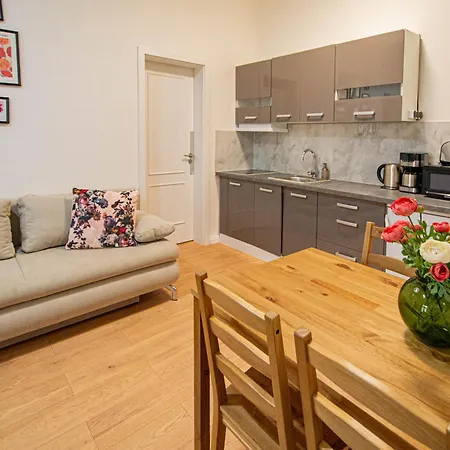 Charles Square By Ruterra Apartment *
