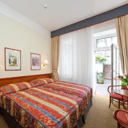 Hotel 16 - Praha