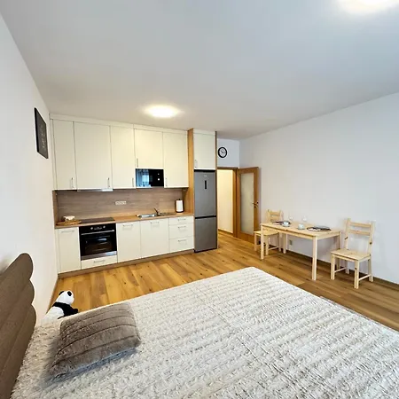 Apartmán Riverside *