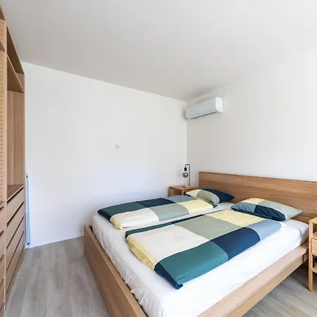 Apartament Borivojova 63