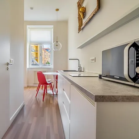 J3 Apartment