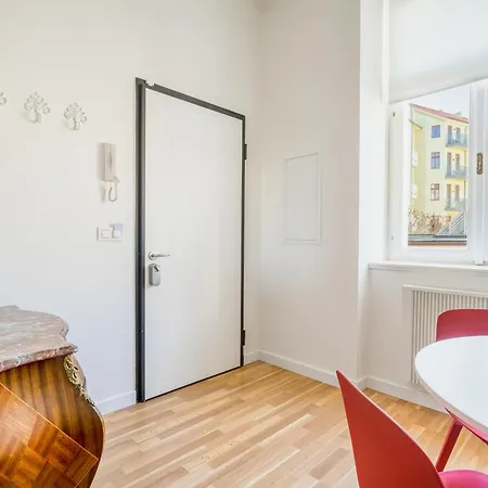 J3 Apartment