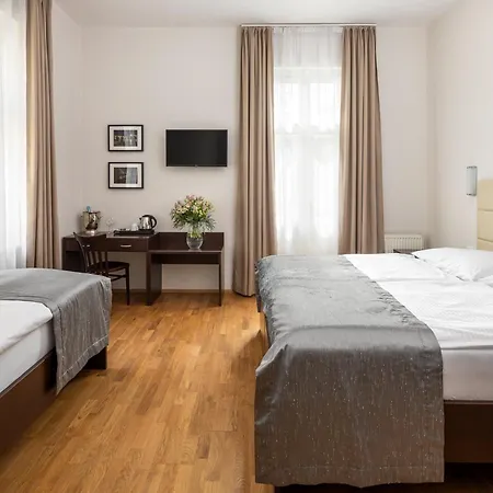 Szálloda Unique 4*