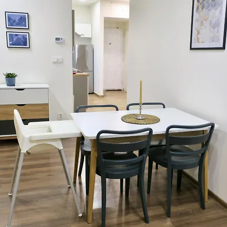 Appartement Charm Deco Near Old Town, All-friendly Praag