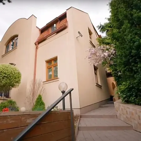 Branik - Wellness, Fitness, Garden Villa Praga