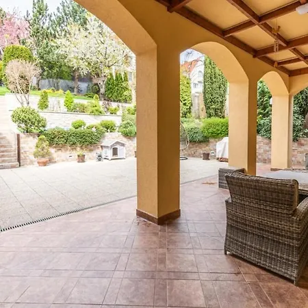 Branik - Wellness, Fitness, Garden Villa *