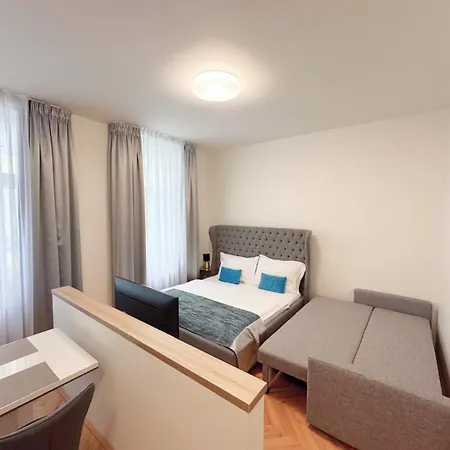 Apartment Gold Art