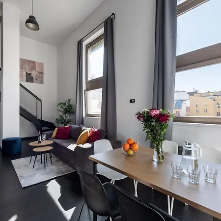 Near Center Family Loft-apartments *