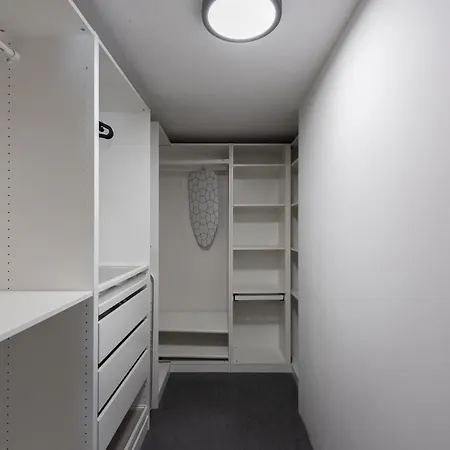 Near Center Family Loft-apartments Apartment