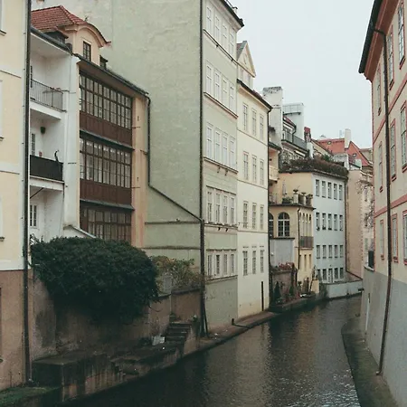 Cozy Atmos Prague