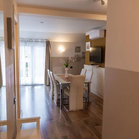 Apartment 3bdr Penthouse With Terrace&ac *