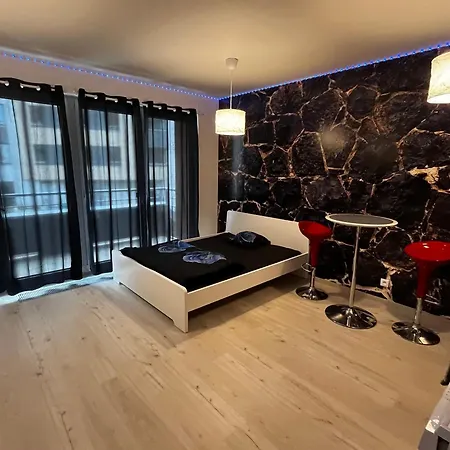 Apartment Monfas Chodov