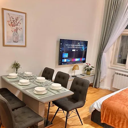 شقة Modern 1 Retreat With Stunning Museum Views *