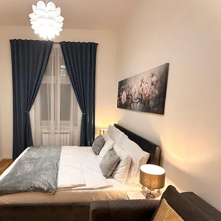 شقة Modern 1 Retreat With Stunning Museum Views براغ