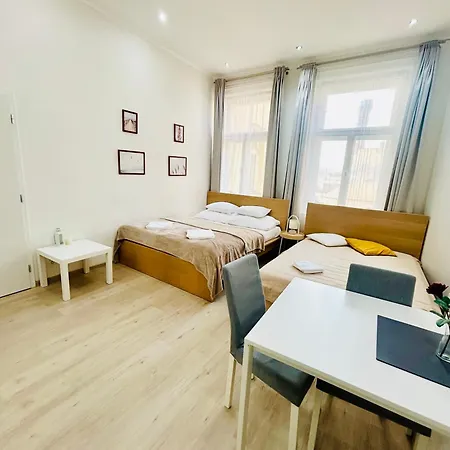 Luxury In Vaclavske Namesti شقة براغ