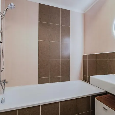Apartment Blueground Zizkov Furnished Park Prg-42 *