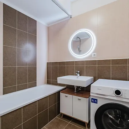 Blueground Zizkov Furnished Park Prg-42 * Prague