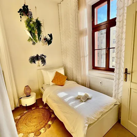 Cozy Gateway Apartment Prague