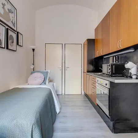 Chic And Modern Apartment *