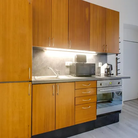 Chic And Modern Apartment *