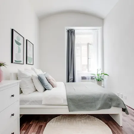 Chic And Modern Apartment Prague