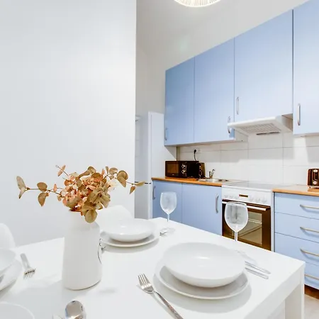 Chic And Modern Apartment