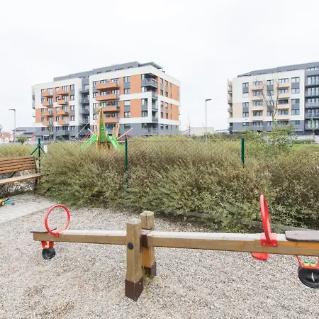 Apartment Brand-new, Equipped Near The Metro Prague