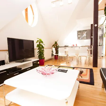 Apartment Kozi Loft Old Town