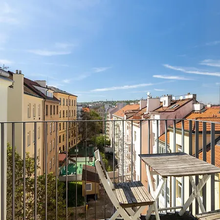 Peaceful & Cozy Living In Vysehrad With A Balcony
