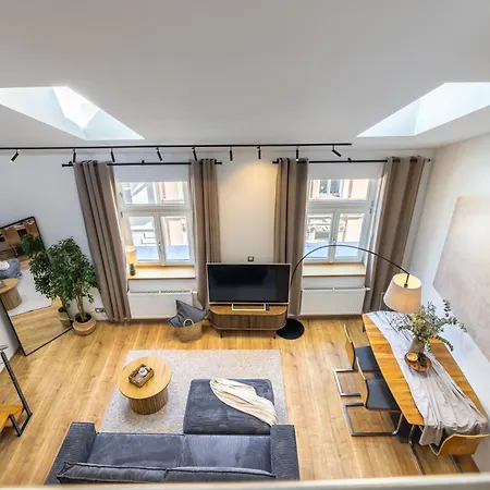 Peaceful & Cozy Living In Vysehrad With A Balcony *