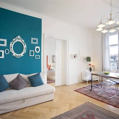 Stunning Riverview * Praga