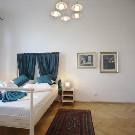 Stunning Riverview Appartamento