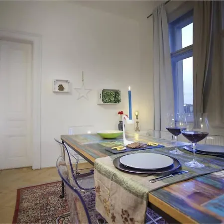 Stunning Riverview Appartamento