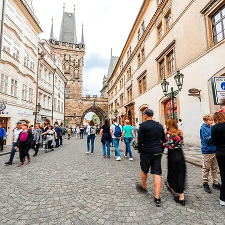 New Huge Next Castle And Charles Bridge Apartment