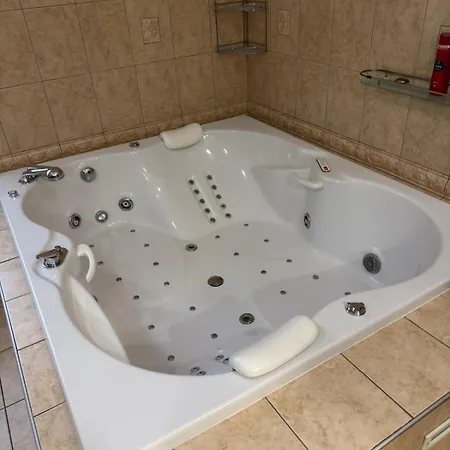 - Wellness, Pool, Jacuzzi, Sauna, Garden, Terraces Villa *