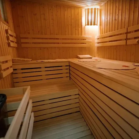 - Wellness, Pool, Jacuzzi, Sauna, Garden, Terraces *