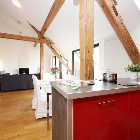 Vltava Penthouse * Praha