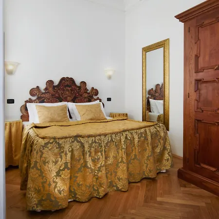 Hotell Charles Bridge Palace