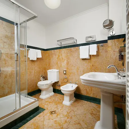 Hotell Charles Bridge Palace