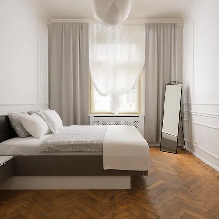 Airstay : Deluxe Old Town * Prague