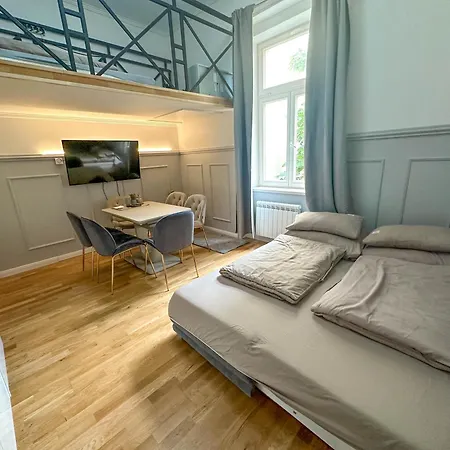Appartamento Elegant Near Main Station & Wenceslas Sq