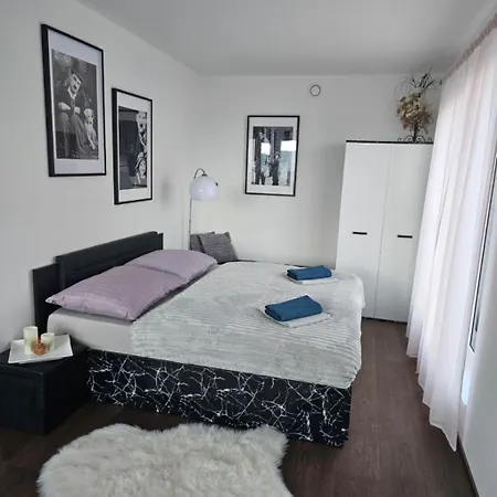 Sun - Stodulky Apartment *