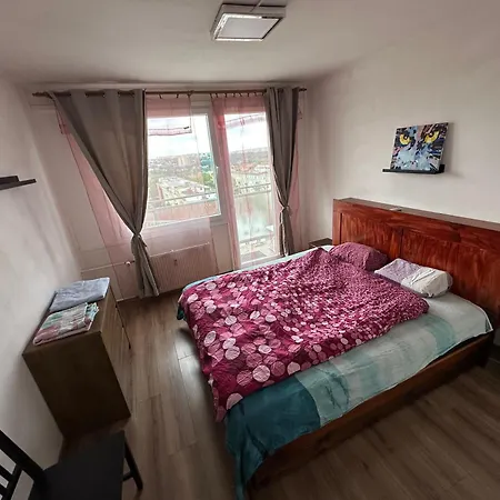 Private Rooms, Stunning Views, Top-floor With Balcony, Bathtub, Internet, Coffee ホームステイ *