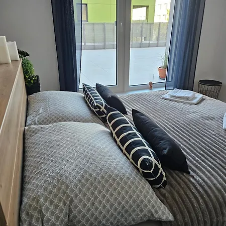 Sun - Stodulky Apartment