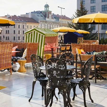 Hotel Mama Shelter Prag