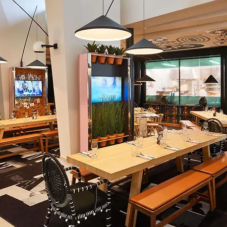 Hotel Mama Shelter Prag